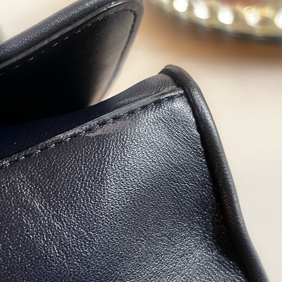 Tory Burch dark blue Quilted savannah convertible. Shoulder or crossbody bag - Picture 16 of 16